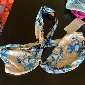 Agua bendita swim top size small